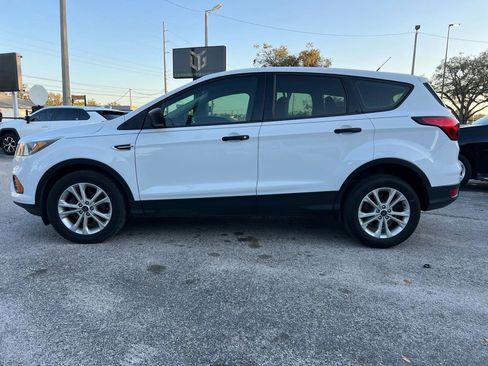Used 2019 Ford Escape S image 12