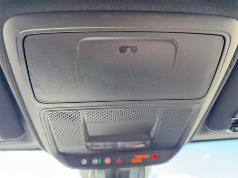 New 2026 GMC Terrain AT4 w/ Convenience Package III image 37