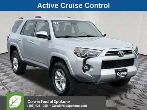 Used 2021 Toyota 4Runner SR5 AWD/4WD image 5