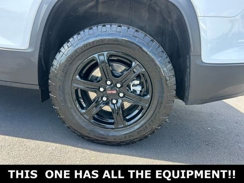 Used 2023 GMC Acadia AT4 w/ Technology Package AWD/4WD image 10