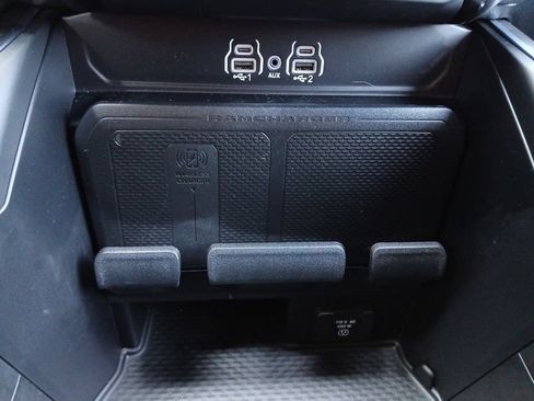 Used 2025 RAM 1500 Laramie w/ Laramie Southwest Edition AWD/4WD image 6