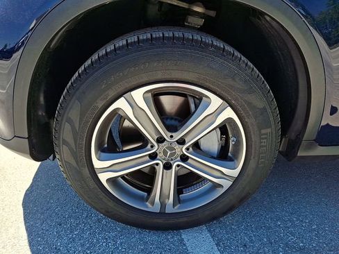 Used 2019 Mercedes-Benz GLC 300 4MATIC image 36