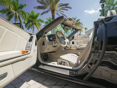 Used 2004 Cadillac XLR image 30