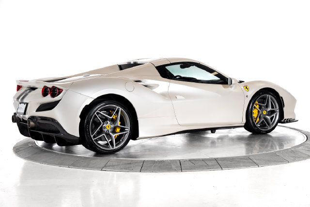 Used 2021 Ferrari F8 Tributo RWD image 2
