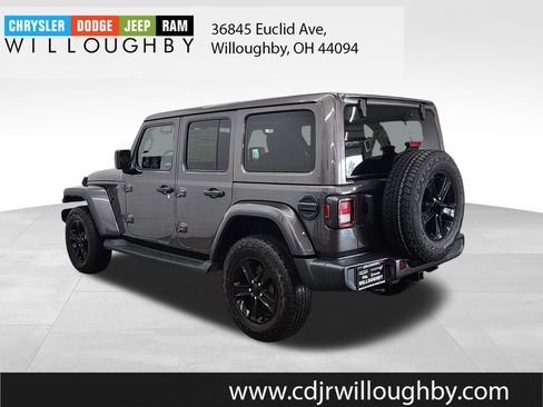 Used 2021 Jeep Wrangler Unlimited Sahara image 6