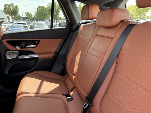 Used 2023 Mercedes-Benz GLC 300 4MATIC w/ Pinnacle Trim Package image 33