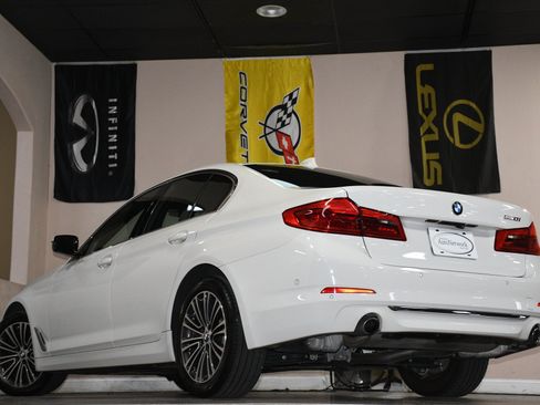 Used 2020 BMW 530i w/ Premium Package RWD image 86