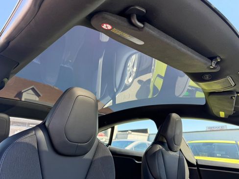 Used 2018 Tesla Model S 75D image 31