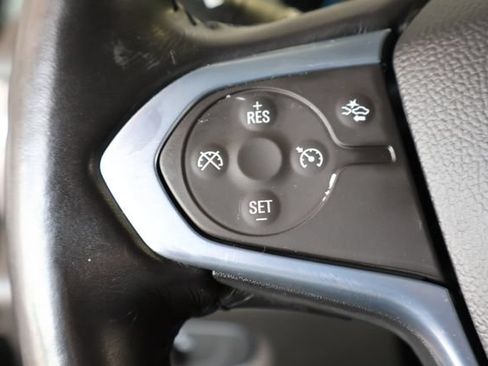 Used 2022 Chevrolet Traverse LT FWD image 26