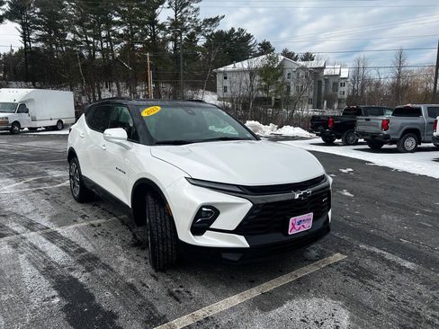 Used 2023 Chevrolet Blazer RS w/ Driver Confidence II Package image 4