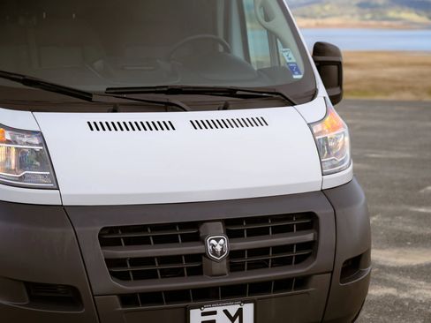 Used 2018 RAM ProMaster 2500 image 13