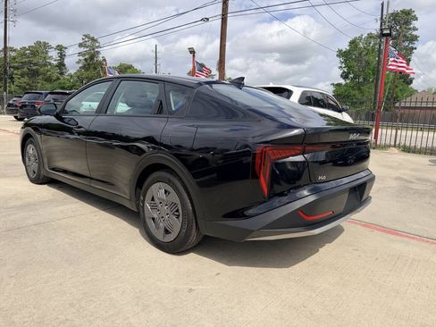 Used 2025 Kia K4 FWD image 44