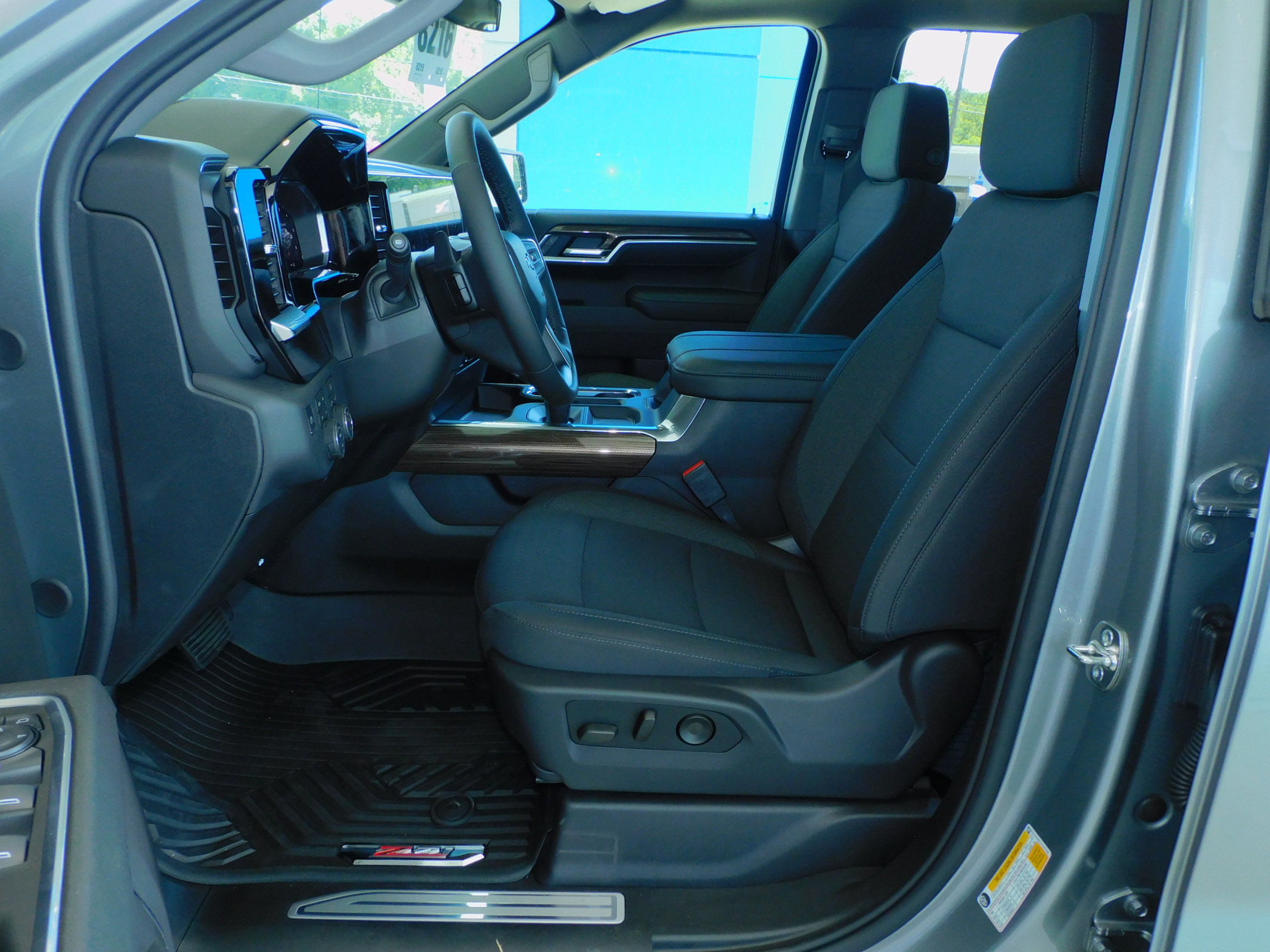 New 2026 Chevrolet Silverado 1500 RST AWD/4WD image 17