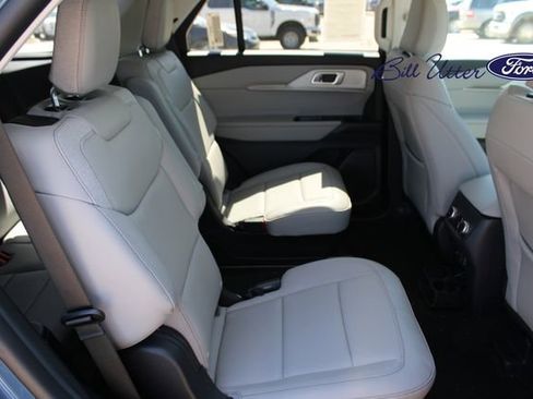 New 2026 Ford Explorer Active image 9