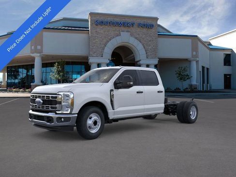 New 2025 Ford F350 XL w/ XL Chrome Package image 1
