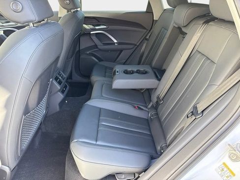 Certified 2025 Audi Q5 Premium w/ Convenience Package AWD/4WD image 12