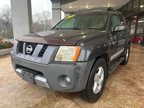 Used 2007 Nissan Xterra SE w/ Side & Curtain Airbag Pkg image 3