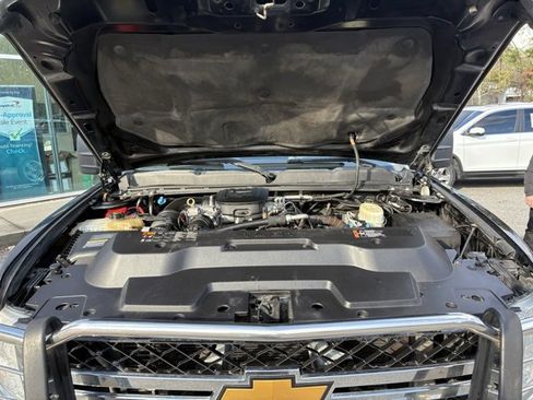 Used 2014 Chevrolet Silverado 2500 LTZ w/ LTZ Plus Package image 26