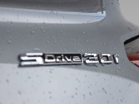 Used 2025 BMW Z4 sDrive30i image 16