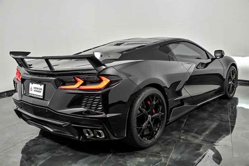 Used 2021 Chevrolet Corvette Stingray Premium Cpe w/ Z51 Performance Package RWD image 9