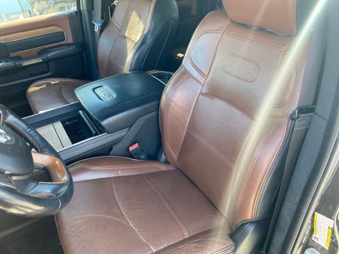Used 2019 RAM 2500 Limited AWD/4WD image 11