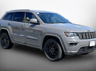 Used 2019 Jeep Grand Cherokee Altitude AWD/4WD video 1