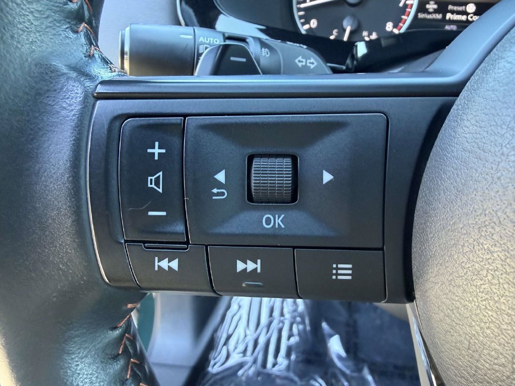 Used 2025 Nissan Pathfinder Rock Creek AWD/4WD image 23