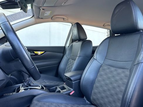 Used 2022 Nissan Rogue Sport SV w/ Technology Package AWD/4WD image 26
