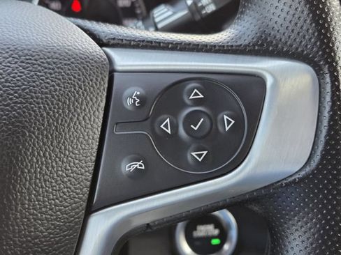 Used 2024 GMC Terrain SLE w/ Driver Convenience Package FWD image 20