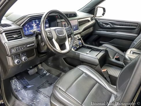 Certified 2022 GMC Yukon XL Denali AWD/4WD image 11