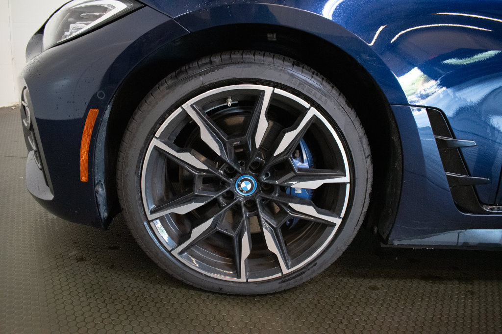Used 2023 BMW i4 M50 AWD/4WD image 9