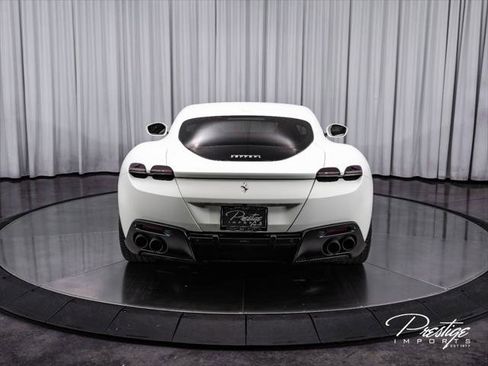 Used 2021 Ferrari Roma RWD image 10