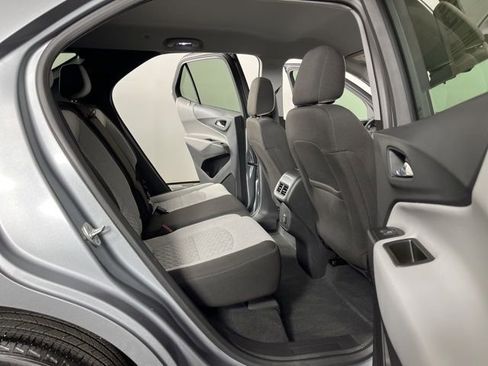 Used 2024 Chevrolet Equinox LS FWD image 41