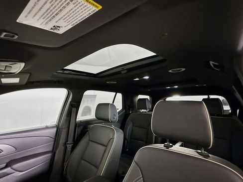Used 2024 Chevrolet Traverse Premier w/ Redline Edition image 26