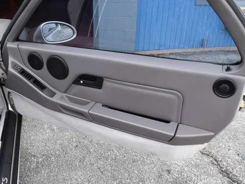 Used 1993 Porsche 928 GTS RWD image 49