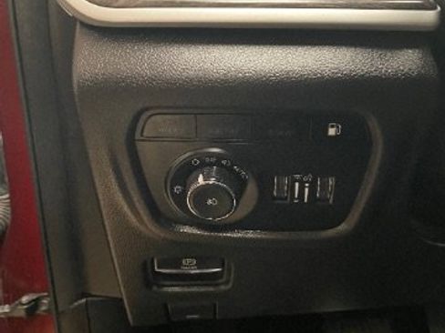 Used 2024 Jeep Grand Cherokee Limited 4xe AWD/4WD image 27