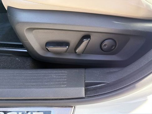 Certified 2021 Nissan Rogue SV w/ Premium Package image 16