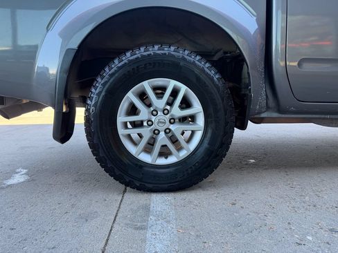 Used 2019 Nissan Frontier SV AWD/4WD image 44