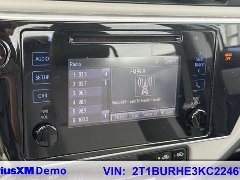 Used 2019 Toyota Corolla LE w/ Carpet Mat Package (TMS) FWD image 20