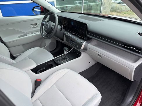 Used 2025 Hyundai Kona SEL AWD/4WD image 27