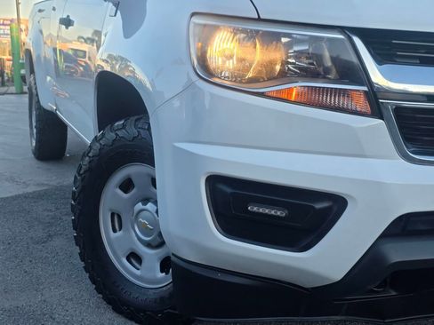 Used 2017 Chevrolet Colorado W/T image 3