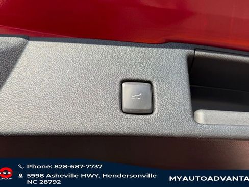 Used 2022 Ford Escape Titanium w/ Titanium Premium Package image 33