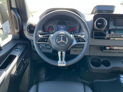 New 2026 Mercedes-Benz Sprinter 2500 image 12