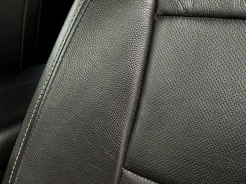 Used 2018 Chevrolet Equinox Premier AWD/4WD image 18