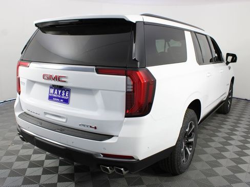 New 2026 GMC Yukon XL AT4 w/ AT4 Premium Plus Package AWD/4WD image 33