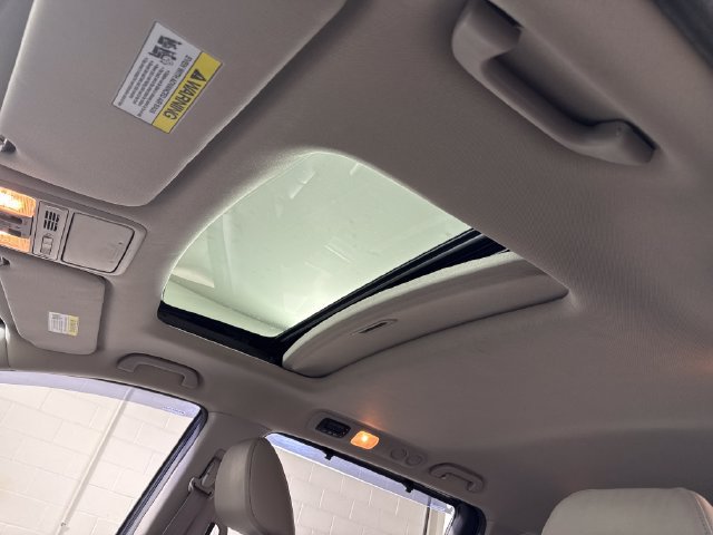 Used 2014 Honda Odyssey EX-L image 25