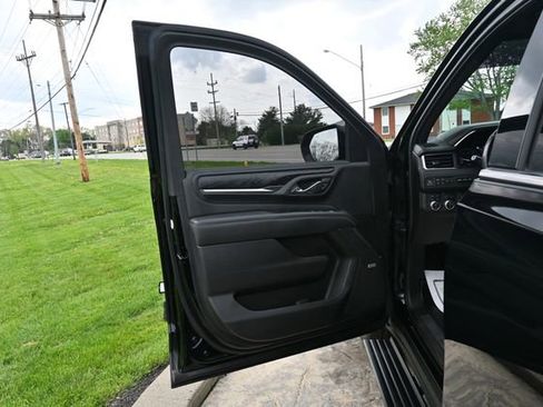 Used 2021 GMC Yukon Denali w/ Denali Ultimate Package image 27