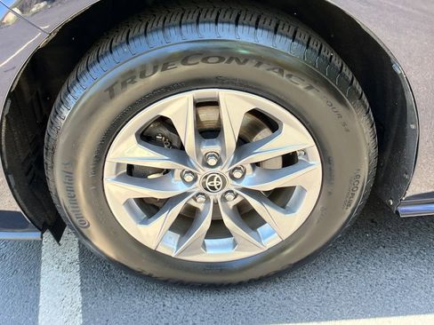 Used 2022 Toyota Sienna LE AWD/4WD image 24