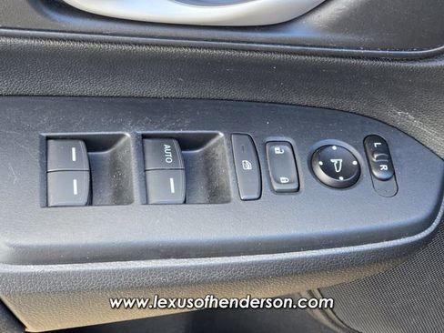 Used 2017 Honda CR-V LX image 20