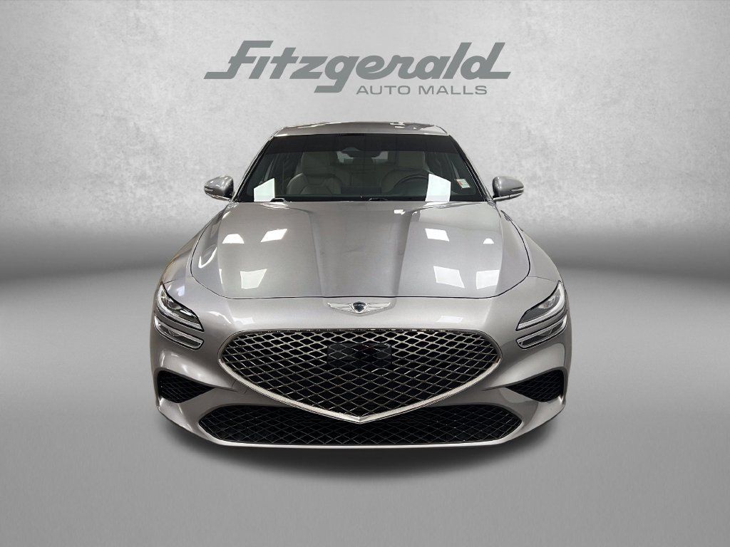 Used 2023 Genesis G70 2.0T RWD image 10